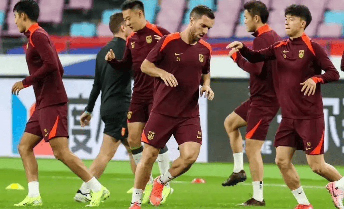 正式加入，国足官宣，新归化锁定，29岁，曾效力狼队，或6月进队